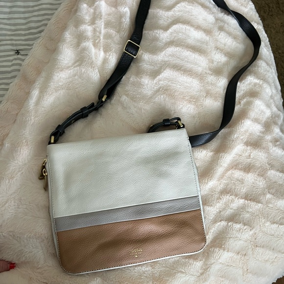 Fossil crossbody bag - Picture 1 of 3